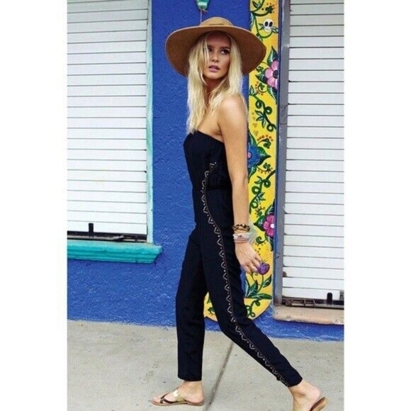 L'Space Pipeline Black Strapless Romper Cropped Jumpsuit M Coverup Swim - Picture 1 of 9